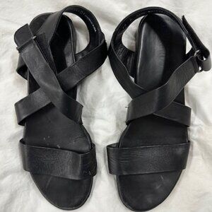Munro Leather Sandals - Size 10W